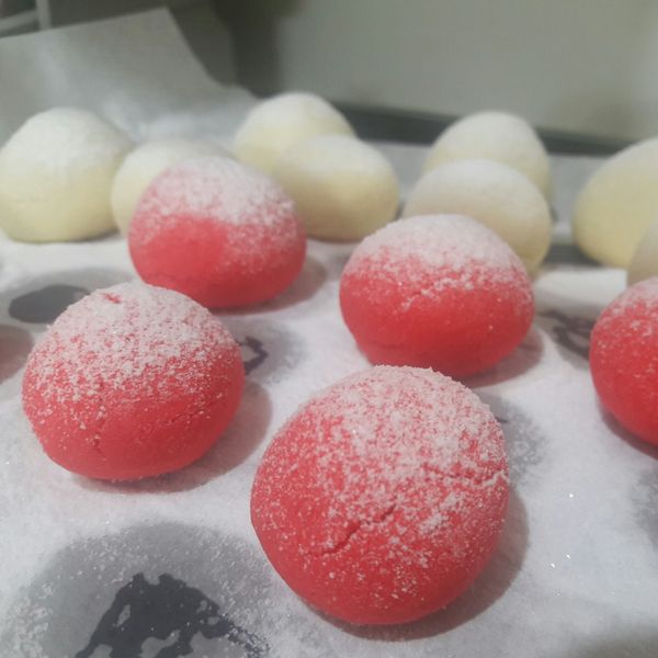 入口即化雪球餅乾 : 楊小寶一起做