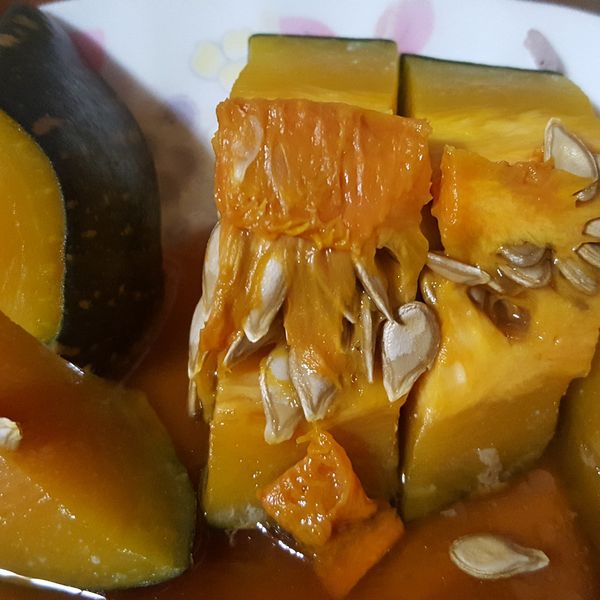 ▊電鍋蒸南瓜♥♥ ▊ : 白菜一起做