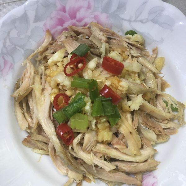 蒜泥白肉（低脂雞胸肉版）：賴素華 一起做