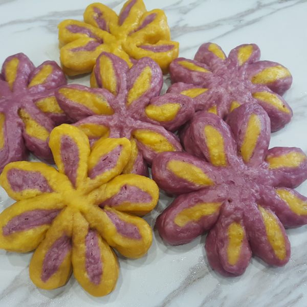 帶著春天氣息的紫花饅頭:新手小廚娘可蘿依 一起做