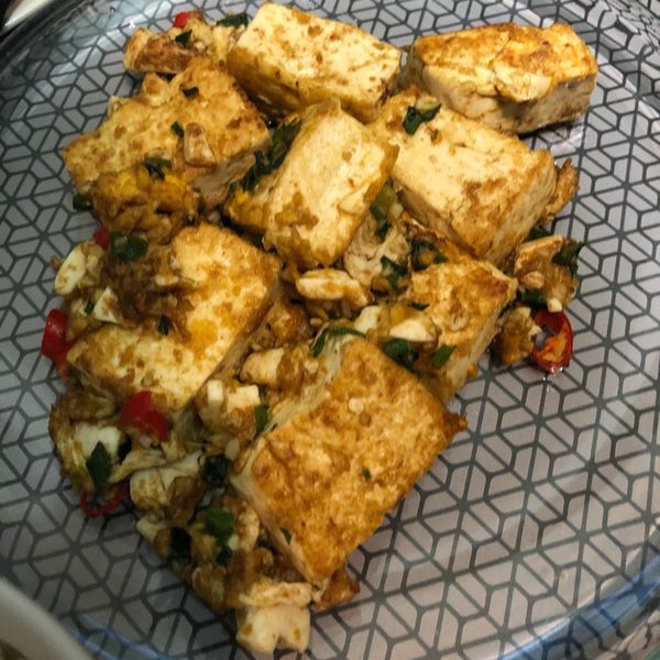【厚生廚房】鹹蛋炒豆腐 : Chan Bia一起做
