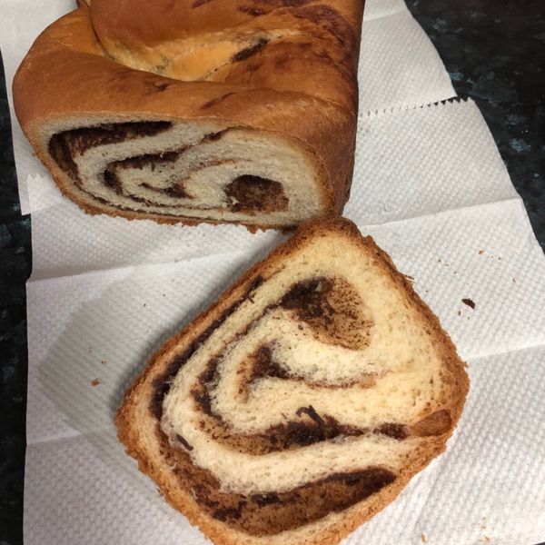 香濃煉乳能多益巧克力大理石吐司。製麵包機 : 咪一起做