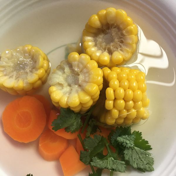 玉米汤(素食)：賴素華 一起做