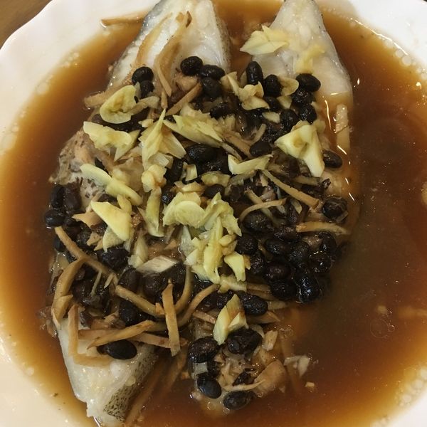 清蒸鱈魚：Fi Fi Wu 一起做