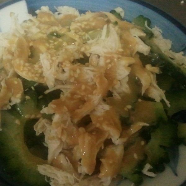 開始吃苦瓜初階版－涼拌苦瓜：Cathy 一起做