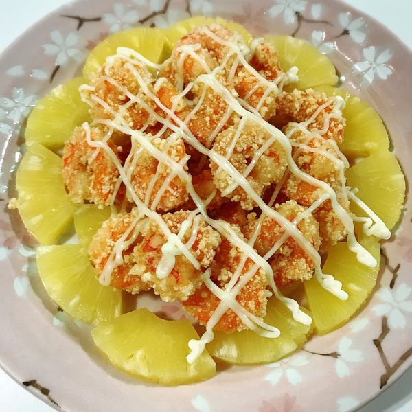 鳳梨蝦球 : Yi-Jun Xie一起做