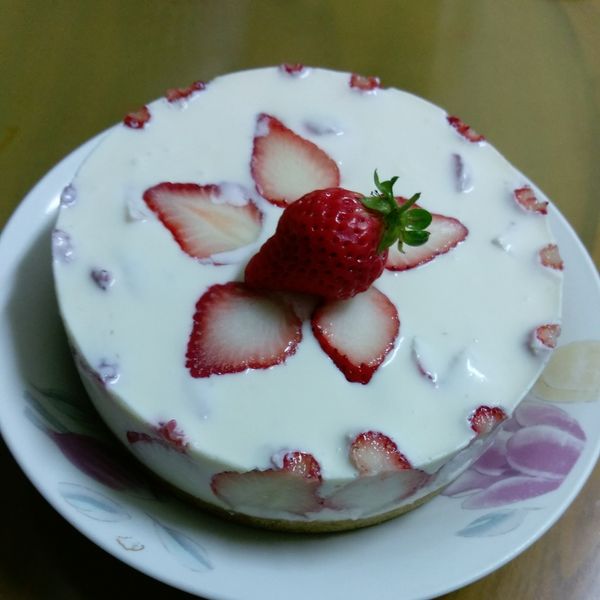 【免烤箱】特濃草莓生乳酪蛋糕 : 蕭時珮一起做