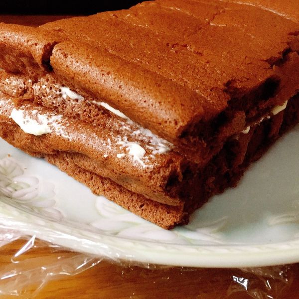 法芙娜可可枕頭蛋糕（燙麵戚風、水浴法）：鑫媽咪 一起做