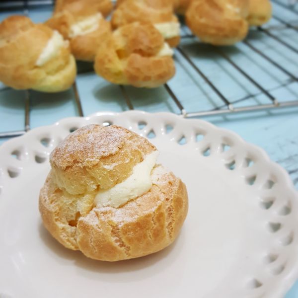 簡易鮮奶油泡芙：王慈雯 一起做