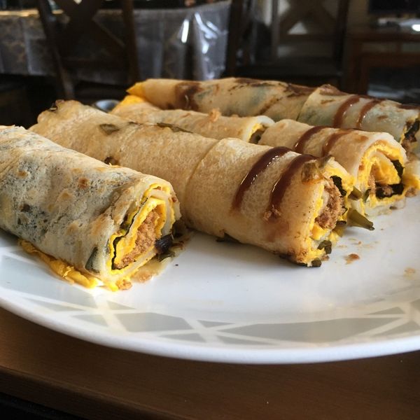 ♥我的手作料理♥ 肉鬆蛋餅。南部粉漿口味：Ivy Lam 一起做