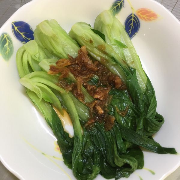 蔥酥醬油拌青江菜：賴素華 一起做