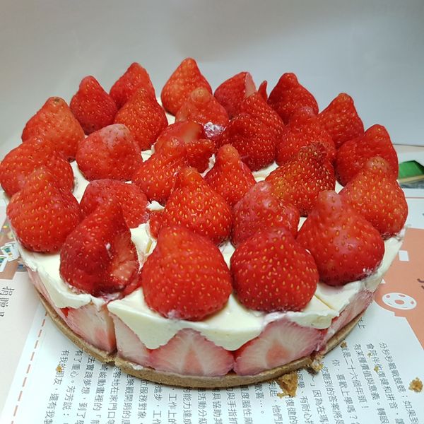 S廚房🍽草莓乳酪蛋糕（免烤箱）：邱慈慈 一起做