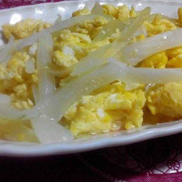 洋蔥炒蛋（10分鐘出好菜） : 豆豆一起做