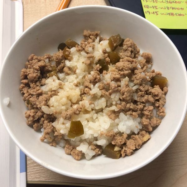 下飯瓜仔肉：Yun-Chen Hsu 一起做