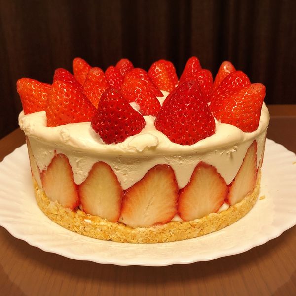 S廚房🍽草莓乳酪蛋糕（免烤箱） : Betty Wang一起做