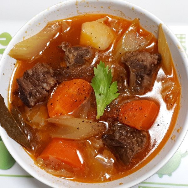 義式蕃茄牛肉蔬菜湯(一鍋到底真方便!):好奇煮婦 一起做