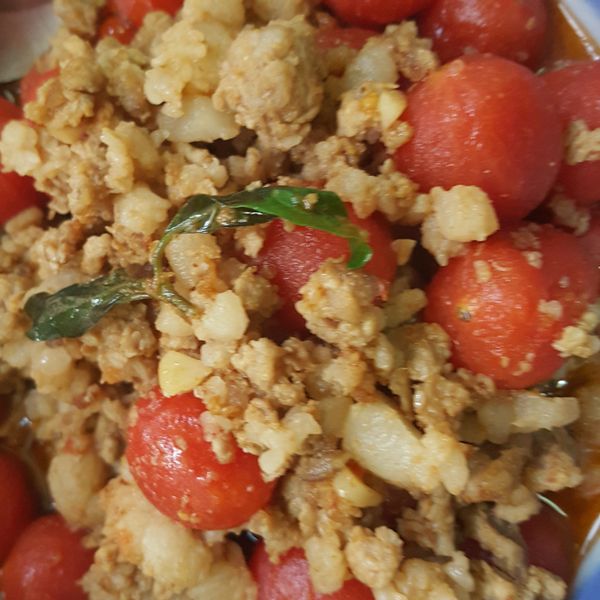 輕鬆上菜🐷泰式打拋豬肉 : 藍幼蓉一起做