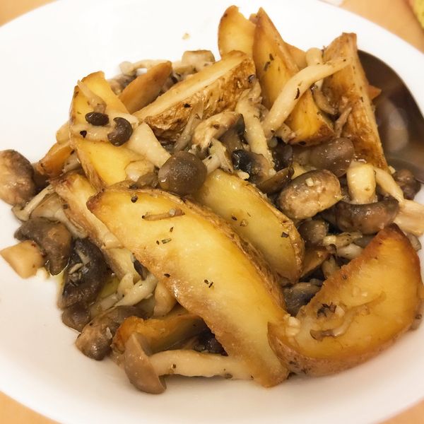 馬鈴薯炒蕈姑：Diane Cheng 一起做