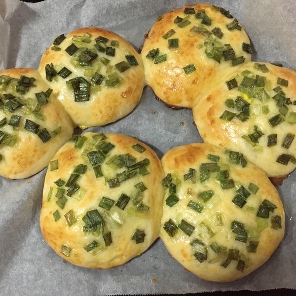 湯種蔥花麵包 : Lichi Shen一起做
