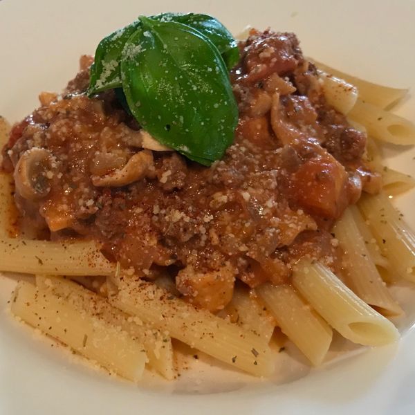 蕃茄蘑菇義大利肉醬麵 : Becky一起做