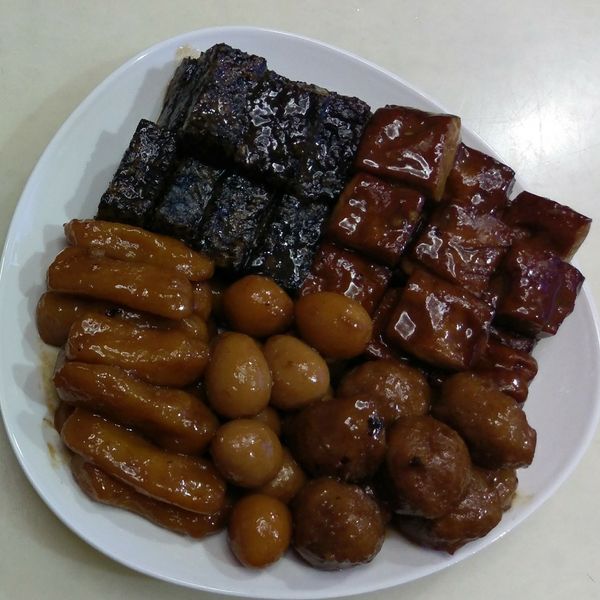 羊小窩廚房-簡易東山鴨頭滷味：愛麗絲 一起做