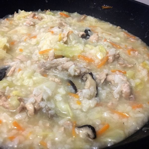 香菇高麗菜鹹粥 : 米琪一起做