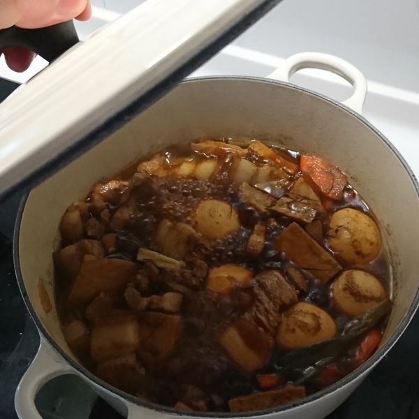 超簡易可樂滷肉 : 蕭菱一起做