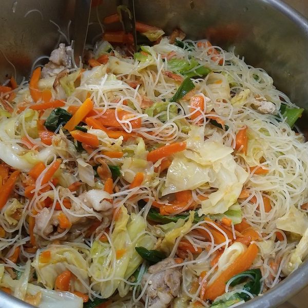 古早味炒米粉 : 梅子一起做