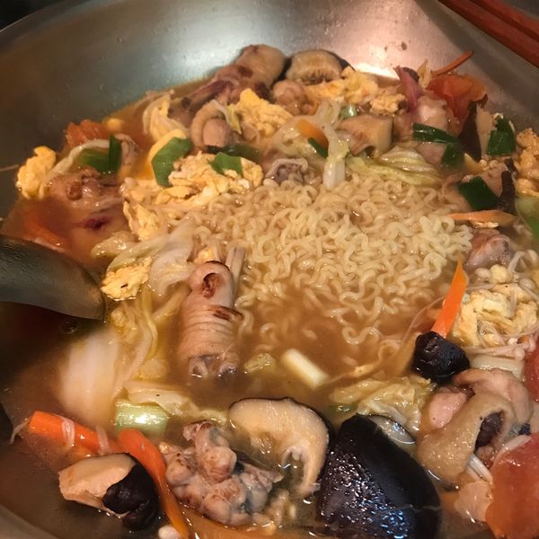 給新手超簡單「番茄蔬菜雞湯麵」✨：TF LU 一起做