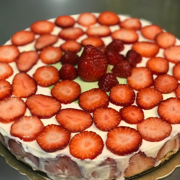 免烤箱!簡單的草莓乳酪蛋糕:sunny 一起做