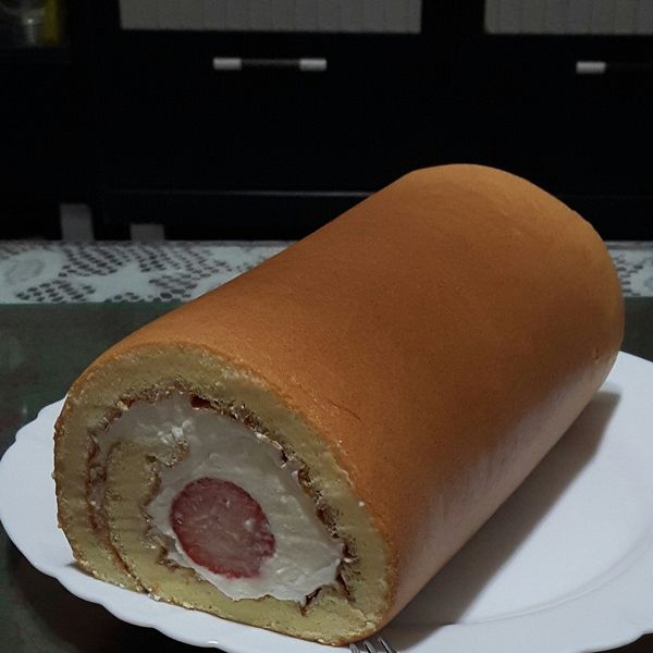 日式草莓棉花蛋糕卷：Li-pen Yang 一起做