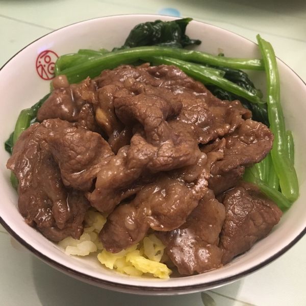 超方便！無骨牛小排蓋飯 : dodoshen一起做
