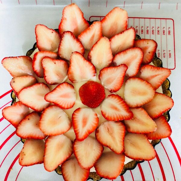 S廚房🍽草莓乳酪蛋糕（免烤箱） : Hus Dora一起做