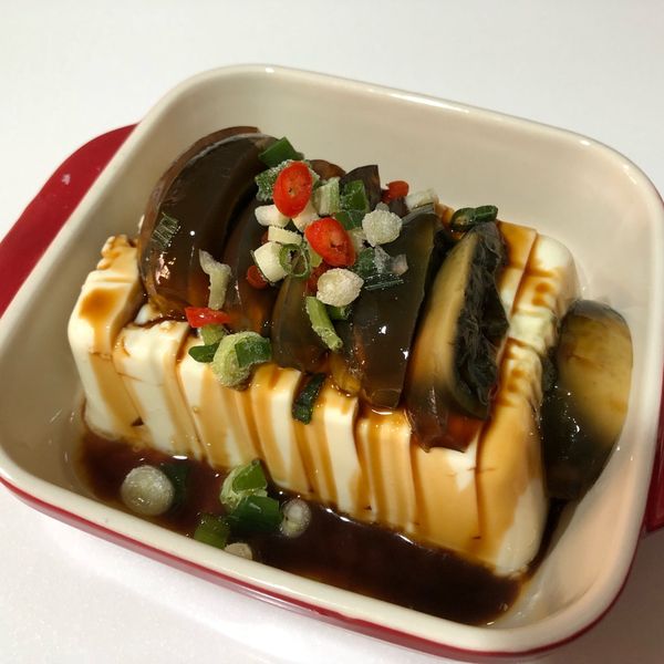 涼拌皮蛋豆腐 : Pigleg Huang一起做