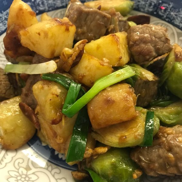 家常便飯: 黃金薯仔牛柳粒 : Kendra Wong一起做