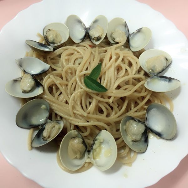 白酒蛤蜊義大利麵 : 錒琪琪一起做