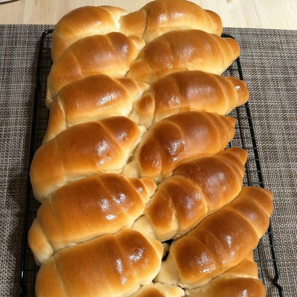 奶香麵包捲:鄧小惠 一起做