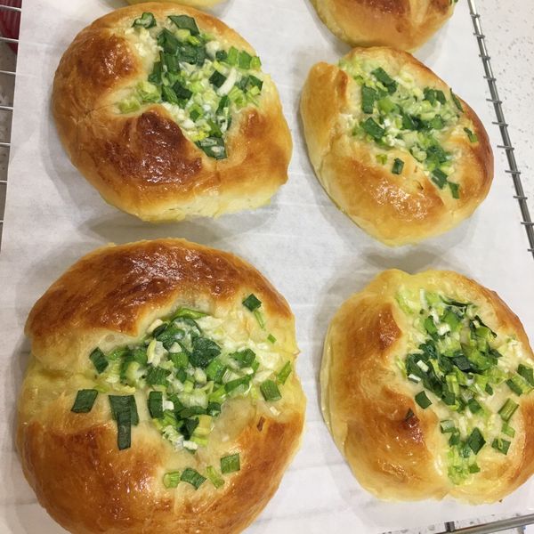 蔥花麵包-很多蔥的蒼阿胖：sandy 一起做