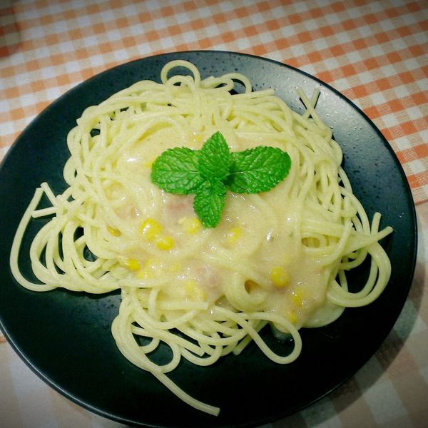 【義大利美食學院】培根蛋黃麵：吳依靜 一起做