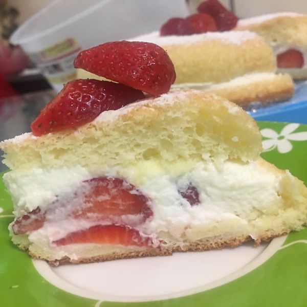 草莓波士頓派:Emma 一起做