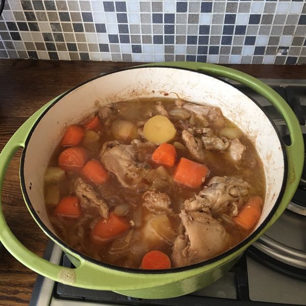 北海道婆婆的馬鈴薯燉肉【電子鍋料理】 : 蕭政櫻一起做