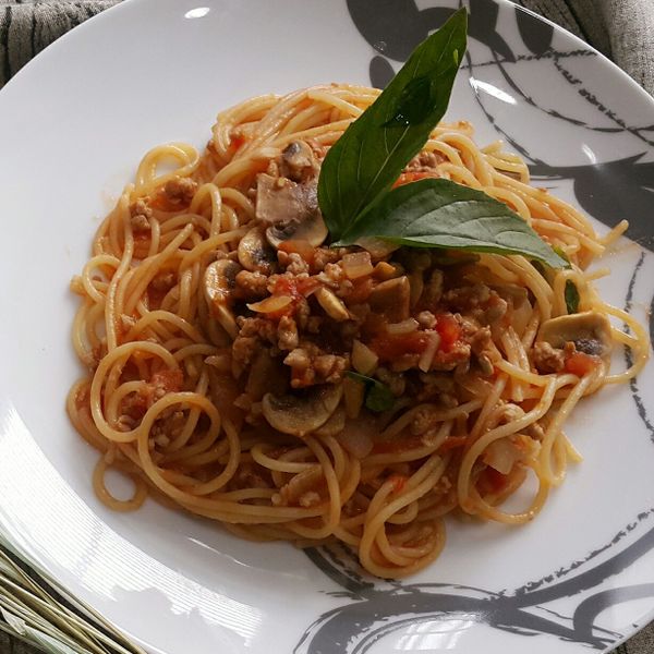 台式番茄肉醬義大利麵：ivy 一起做