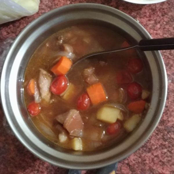 超簡易家常菜 馬鈴薯燉肉*電鍋料理 : Kate Ku一起做