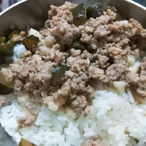 超簡單又快速的"瓜仔肉"(便當菜） : 葉夢夢一起做