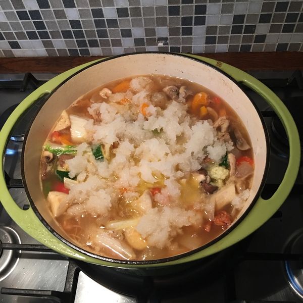 【日本鍋物】雞肉蔬菜雪見鍋 : 蕭政櫻一起做