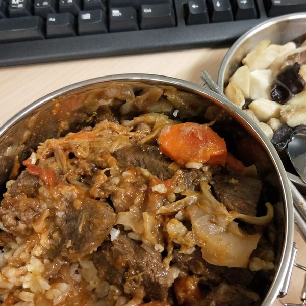 undefined：Queenie Ho 一起做