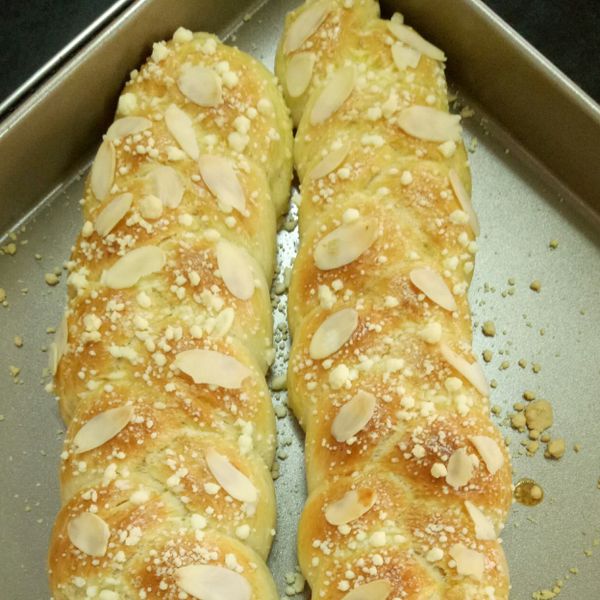 鮮奶油麵包：羅婉萍 一起做