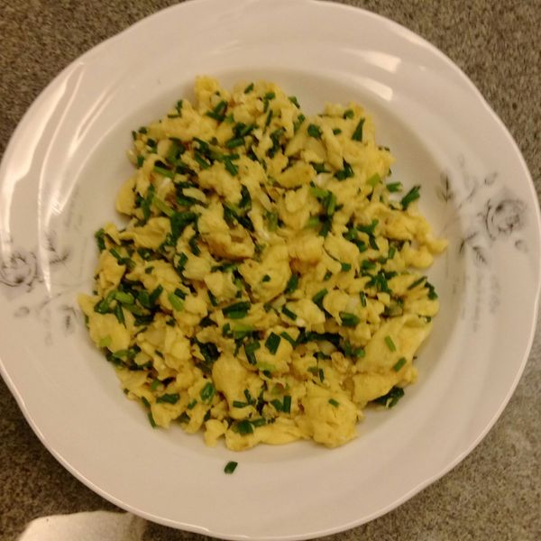 韭菜滑蛋【深夜食堂我也做了活動X鮮食家】 : 姜韻頻一起做