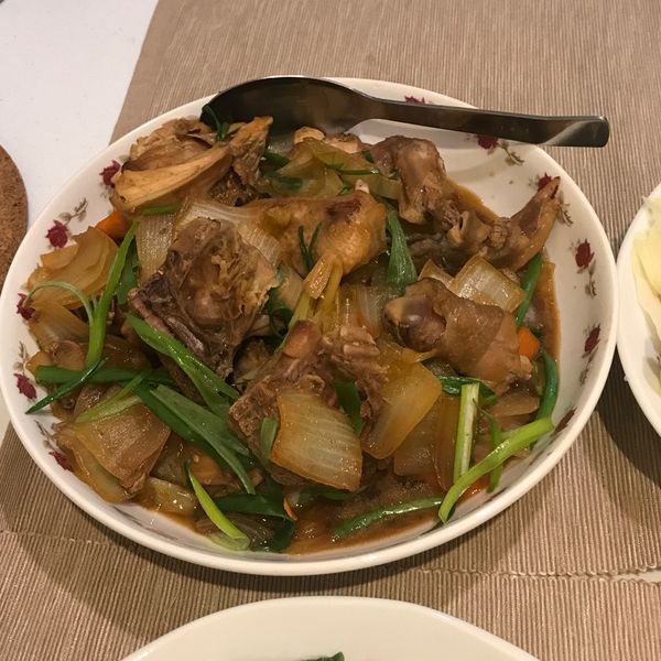洋蔥燒雞肉 : Douglas一起做