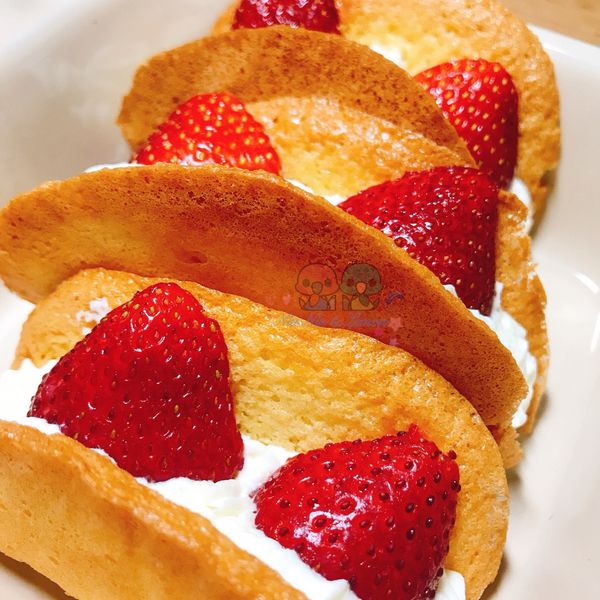 韓國流行排隊甜點。草莓蛋糕捲 : Angel Chiang一起做